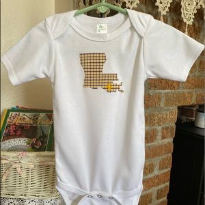 Laughing Infant Boys Louisiana Onesie size 12/18 Months